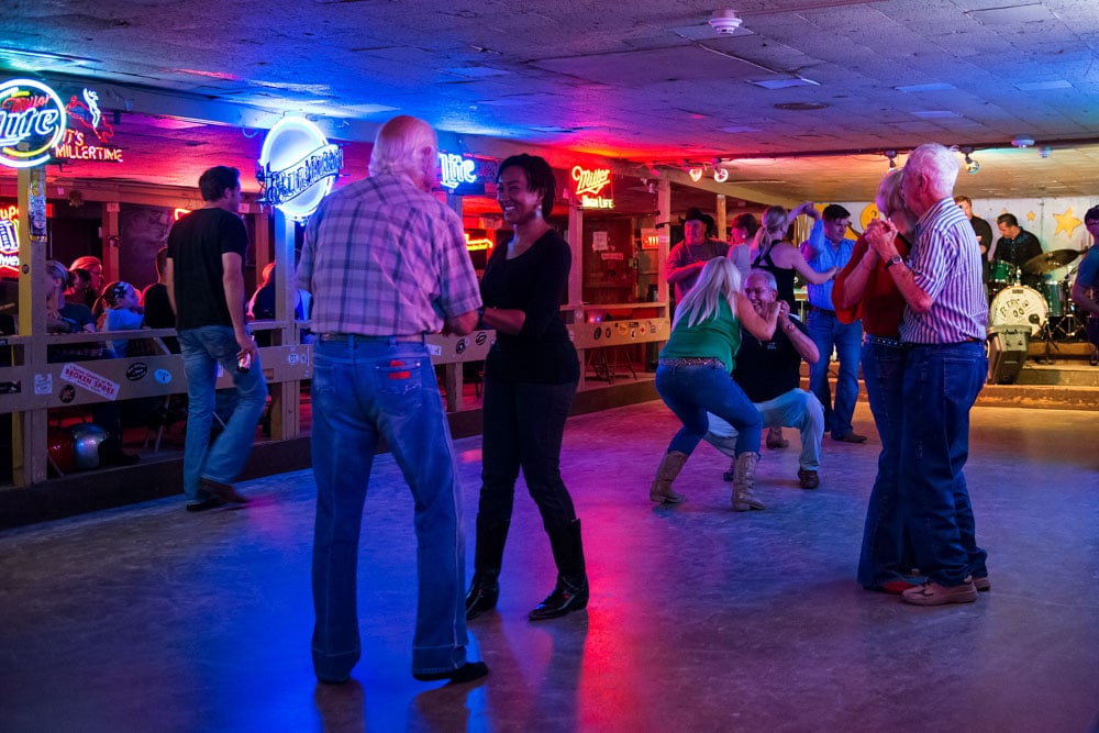 Cool Things to do in Austin, Texas: Two Step at a Honky-Tonk