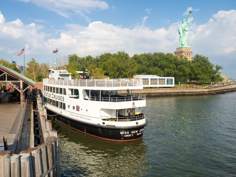Cool Things to do in New York City, New York: Harbor Cruise