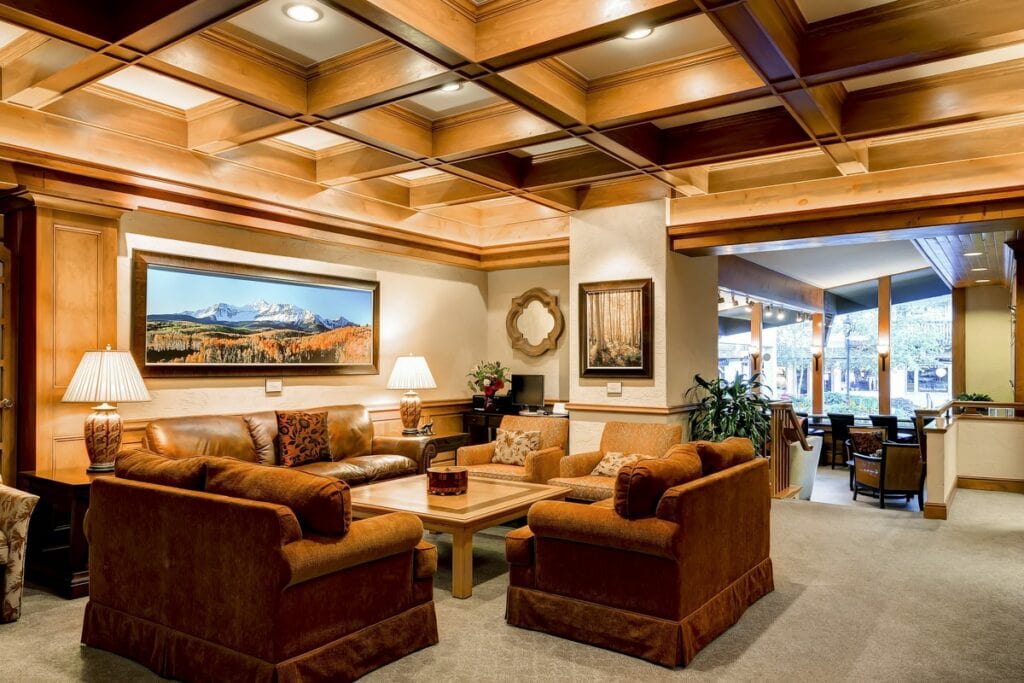 Best 5 Star Hotels in Vail Colorado: Sitzmark Lodge
