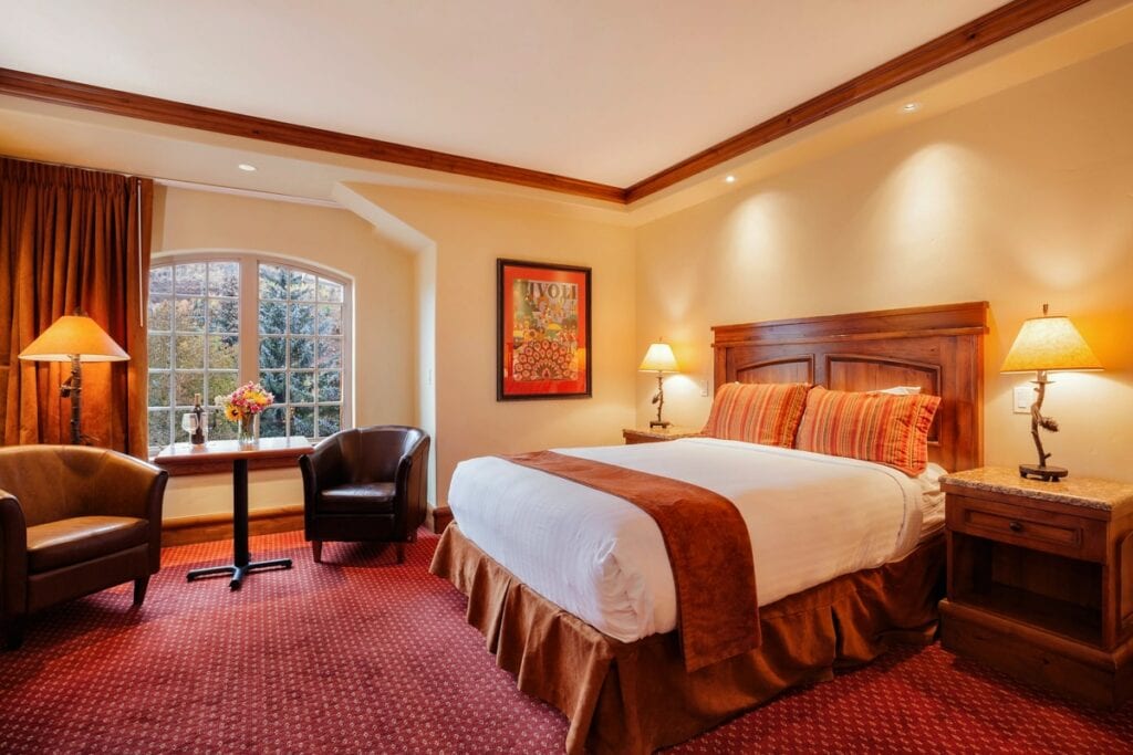 Best 5 Star Hotels in Vail Colorado: Tivoli Lodge