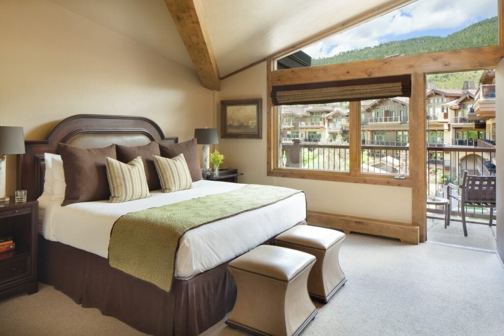 Best Hotels in Vail Colorado: Manor Vail Lodge